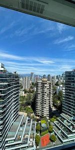 Gorgeous 2-Bed 22nd floor unit in the Heart of West End - Photo 4