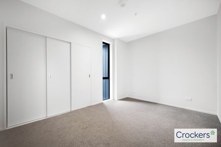 Modern Parkside Living in Central Te Atatū South – Brand-New Apartment - Photo 2