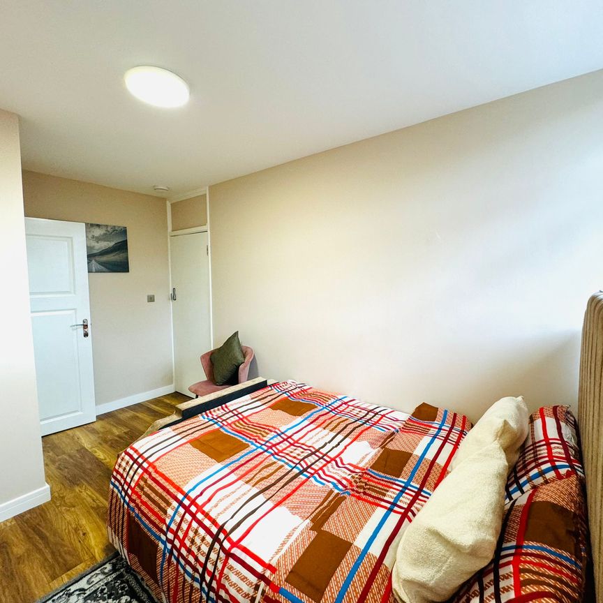 RM5 Carmen Street | Poplar | London | E14 6NW - Photo 1