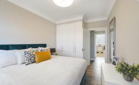 2 bedroom apartment to rent - Photo 4