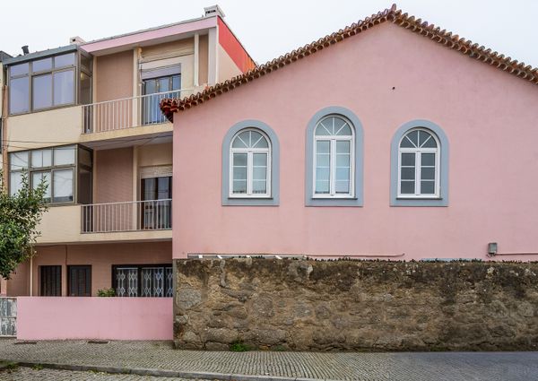 2+1 Bedroom Apartment in Canidelo (Remodeled)