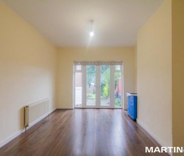 3 bedroom semi-detached house to rent - Photo 5