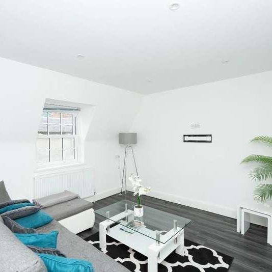 High Street, Wd, Watford, WD17 - Photo 1