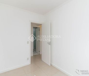 Apartamento com 3 quartos e 69m² para alugar em Vila Ipiranga, Port... - Photo 1