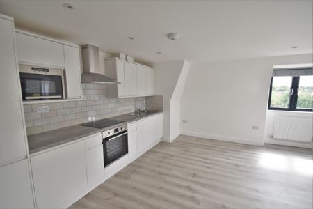 Francis Court, Chiltern Avenue, Amersham,HP6 - Photo 4