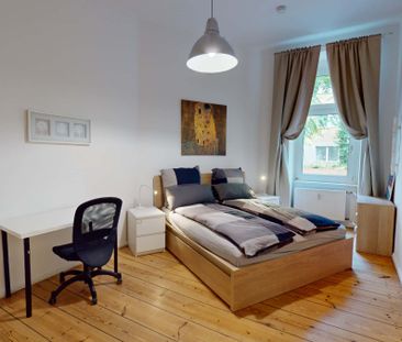 Apartment in Neukolln, Berlin - Photo 2