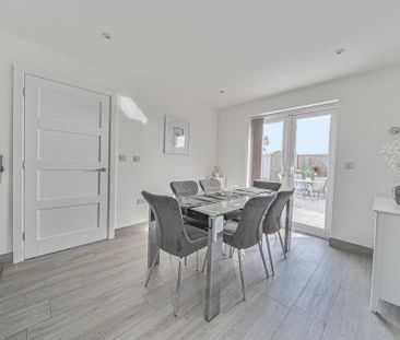 3 bedroom detached house to rent - Photo 6
