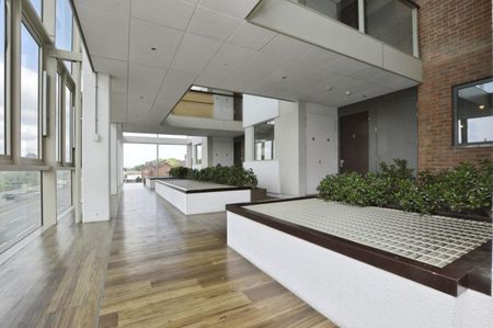 Hammersley Road, Canning Town - Photo 4