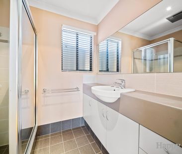 6-MONTH LEASE | Comfortable 3-Bedroom Home in the Heart of Canning ... - Photo 6