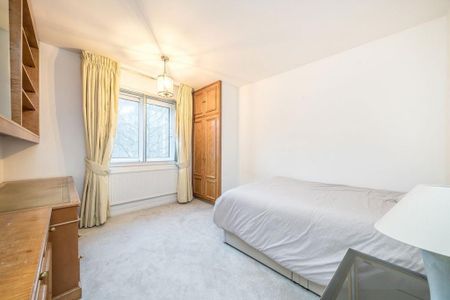 3 bedroom flat to rent - Photo 4