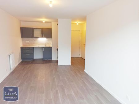 Location Appartement 3 pièces 57m² ST GERMAIN LES ARPAJON 91180 - Photo 2