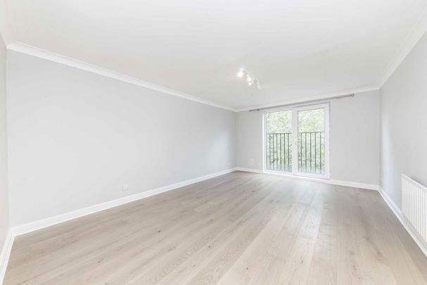 Bourne Place, W4 2EE, London - Photo 1