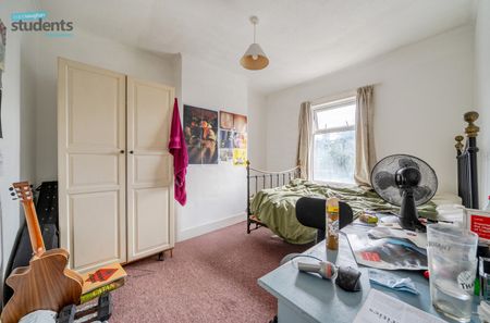 3 bedroom terraced house to rent - Photo 2