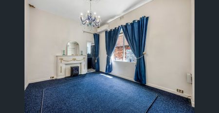 Prime Princes Hill/Carlton Location - Fully Renovated Home on Iconic Lygon Street - Photo 5