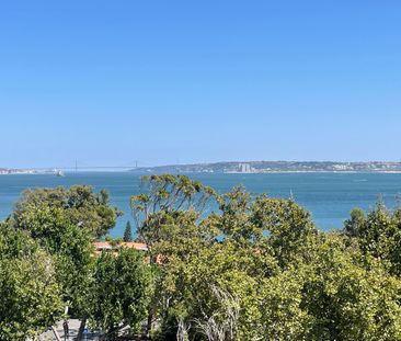 Apartamento T2 para arrendamento mobilado com vista de mar no Alto ... - Photo 6