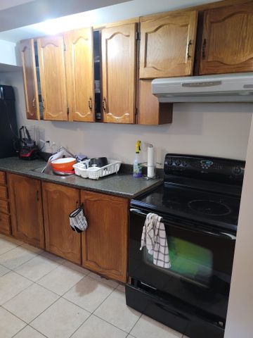 For Lease - 1502 Banwell Road, Mississauga, Ontario - Photo 2