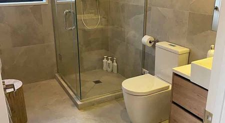 Brilliant 2 YEARS new house-minor dwelling - Photo 5