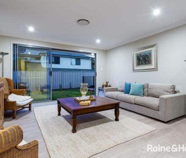 Executive Living With Ducted Air & Pool ** BREAK LEASE AND RENT WIL... - Photo 2
