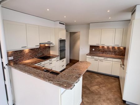 Superbe rez avec jardin privatif dans résidence sécurisée - Photo 5