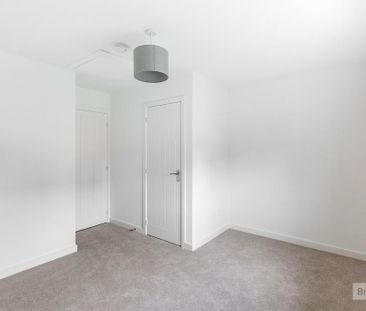 2 bedroom semi-detached house to rent - Photo 2