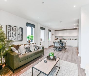 3 bedroom flat to rent - Photo 1