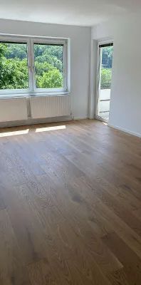 Sonnendurchflutete 4-Zimmer-Wohnung | 130 m² | 2 Loggien | Top-Zustand & familienfreundliche Grünlage in 1140 Wien - Foto 1
