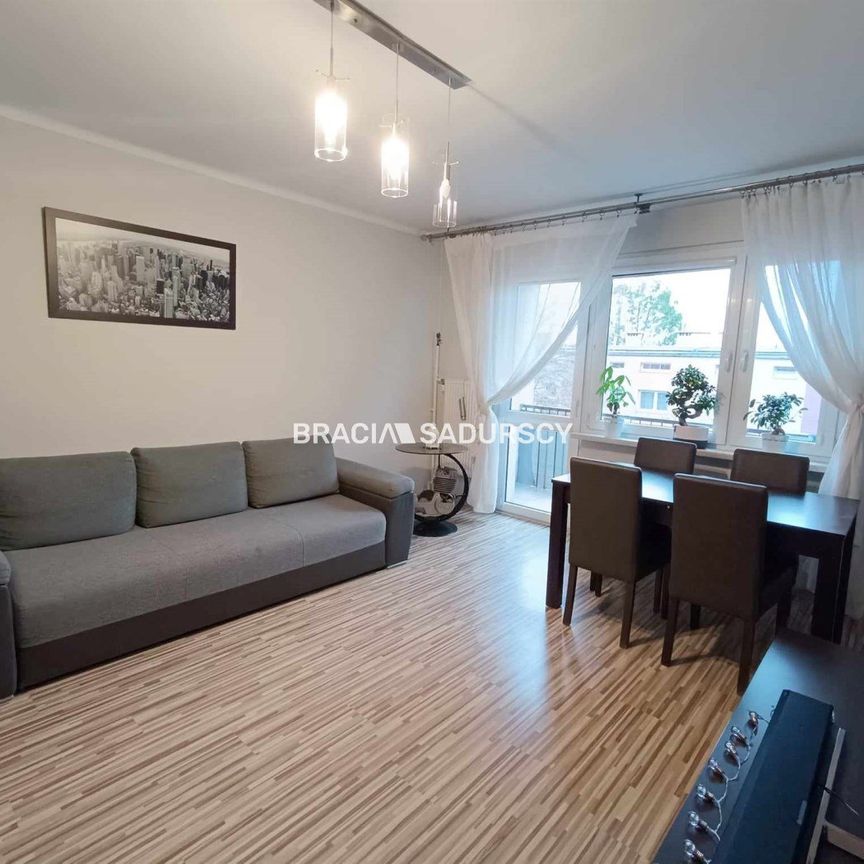 KOMFORTOWE MIESZKANIE 2-POKOJOWE / 46M2 / BALKON / - Zdjęcie 1