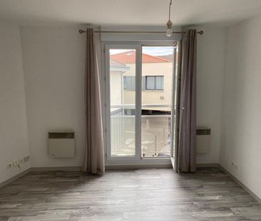 Location Appartement 1 pièce 28m² AUBIERE 63170 - Photo 4