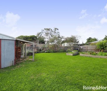 4 Verona Street, Dromana, VIC 3936 - Photo 5