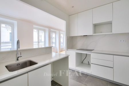 Appartement à louer à Paris 4Ème - Photo 2