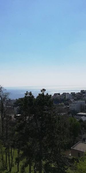 A louer appartement F3 avec terrasse pleine vue mer à Sainte Adresse 76 - Photo 2