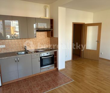 Pronájem bytu 1+kk • 33 m² bez realitkyFederova, Praha - Kyje - Photo 1
