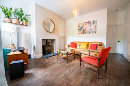 Recreation Street - Photo 2