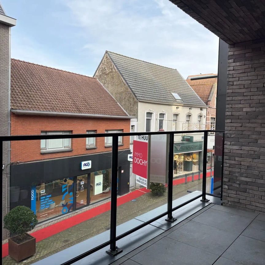 Standingvol recent appartement in volle centrum 1ste verdieping | Stormestraat 7 - Photo 1