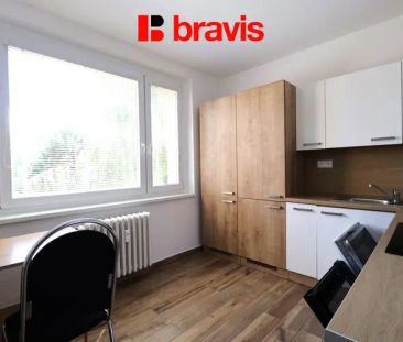 Pronájem bytu 1+1, Brno - Bystrc, lodžie, šatna, částečně zařízený,... - Fotografie 5