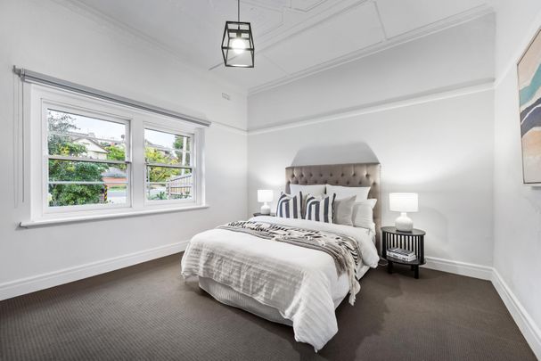 2A Grandview Avenue, Glen Iris VIC 3146 - House For Rent | Domain - Photo 1