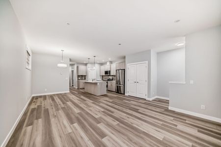 65 Lucas Way NW - Upper, Calgary - Photo 4