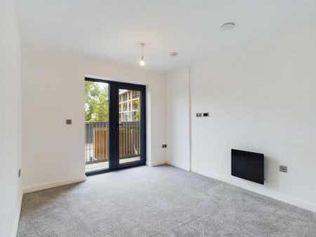 2 bedroom flat to rent - Photo 3