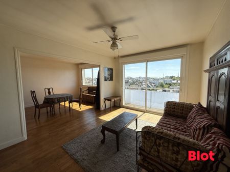 Location Appartement 4 pièces 78m² RENNES 35000 - Photo 2