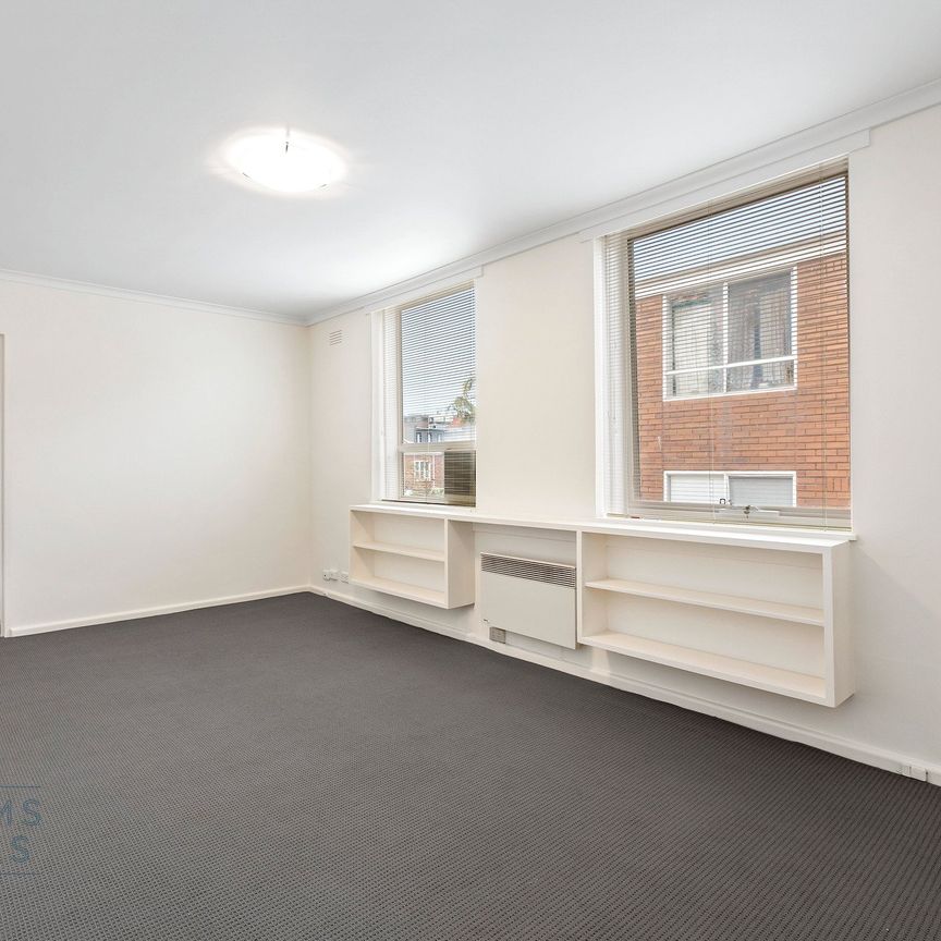 Right in the heart of South Yarra - Photo 1