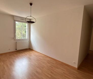 Appartement à louer 3 pièces 62.02m² - Photo 2