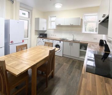 Howard Road Room 1 - Photo 2