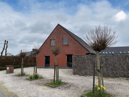 Huis te huur in Oostrozebeke - Foto 4