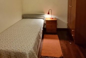 Quarto a rapariga Lisboa no centro de Alvalade