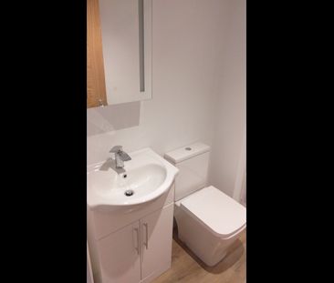 2 Bed Flat, Villa Street, NG9 - Photo 6