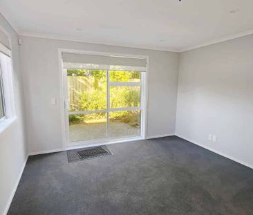 Epuni Living - Photo 2