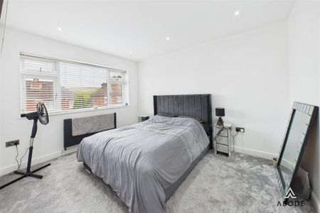 3 bedroom detached house to rent - Photo 4