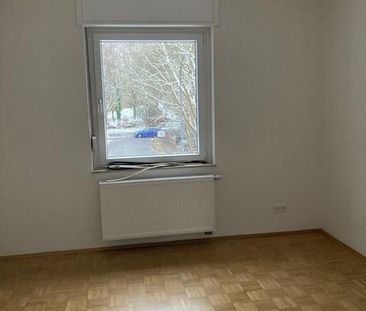 Kernsanierte 2-Zi.-Whg. mit eigenem Garten in traumhafter Lage auf ... - Photo 4