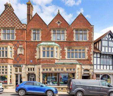 Four bedroom apartment in centre of Arundel High Street - Photo 2