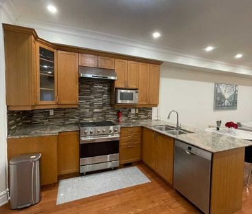 For Lease - 7 ANNEX Lane, Toronto, Ontario - Photo 3